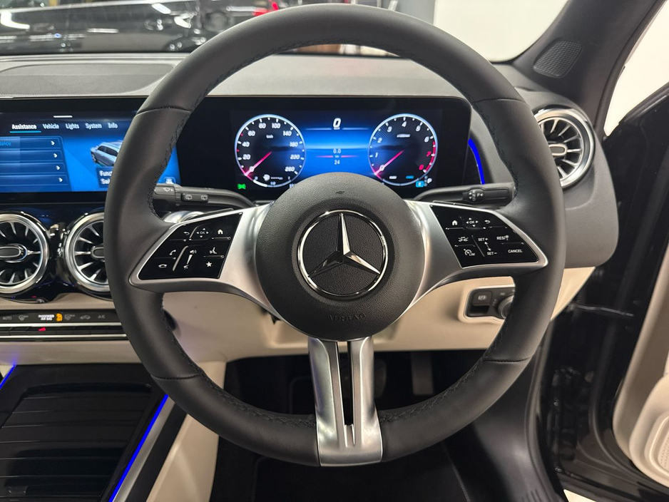 2025 Mercedes-Benz GLB GLB 180 Progressive Plus | 7 seater, Heated Seats, Reversing Camera €60,950