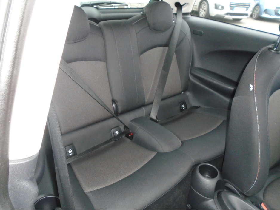 2014 MINI Hatch D XN32 2DR 3DR COOPER €8,600