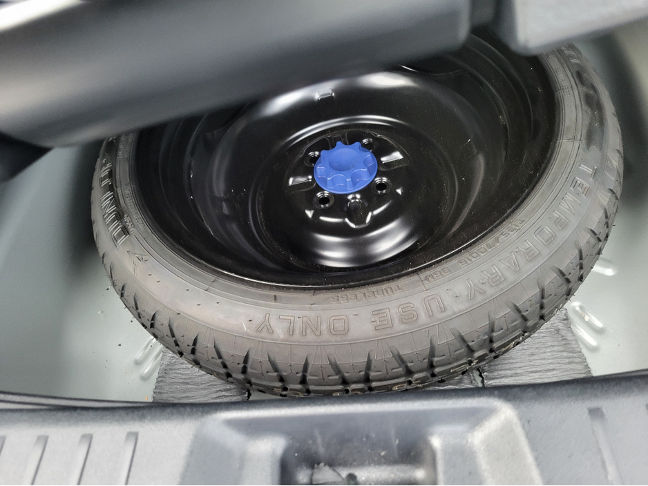 2022 Toyota Corolla (2yr warranty) 1.5 Hybrid Automatic Fielder 2921 €19,999