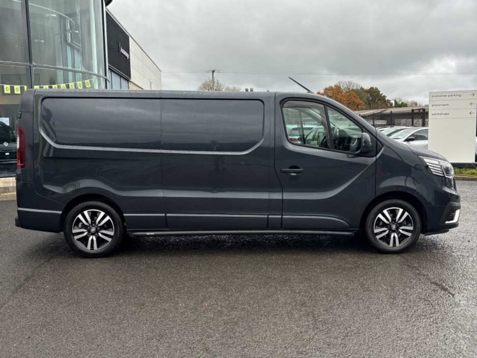 2024 Renault Trafic 170AUTO EXTRA SPORT ex vat price displayed €30,600