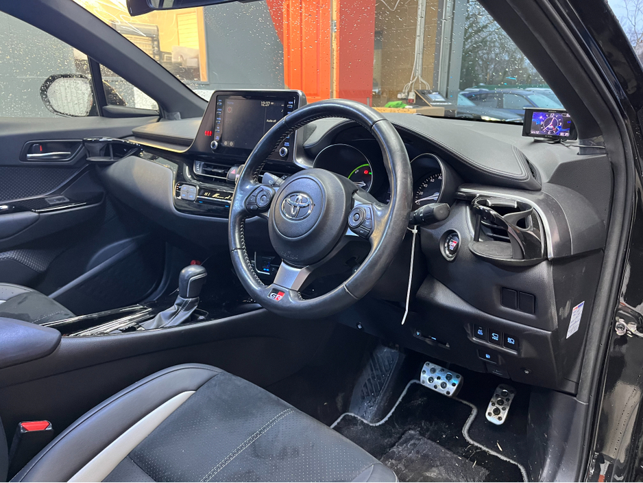 2020 Toyota C-HR €22950 2020 TOYOTA C-HR S GR SPORT 1.8 AUTOMATIC / CRUISE CONTROL / HEATED SEATS / REVERSE CAMERA €22,950