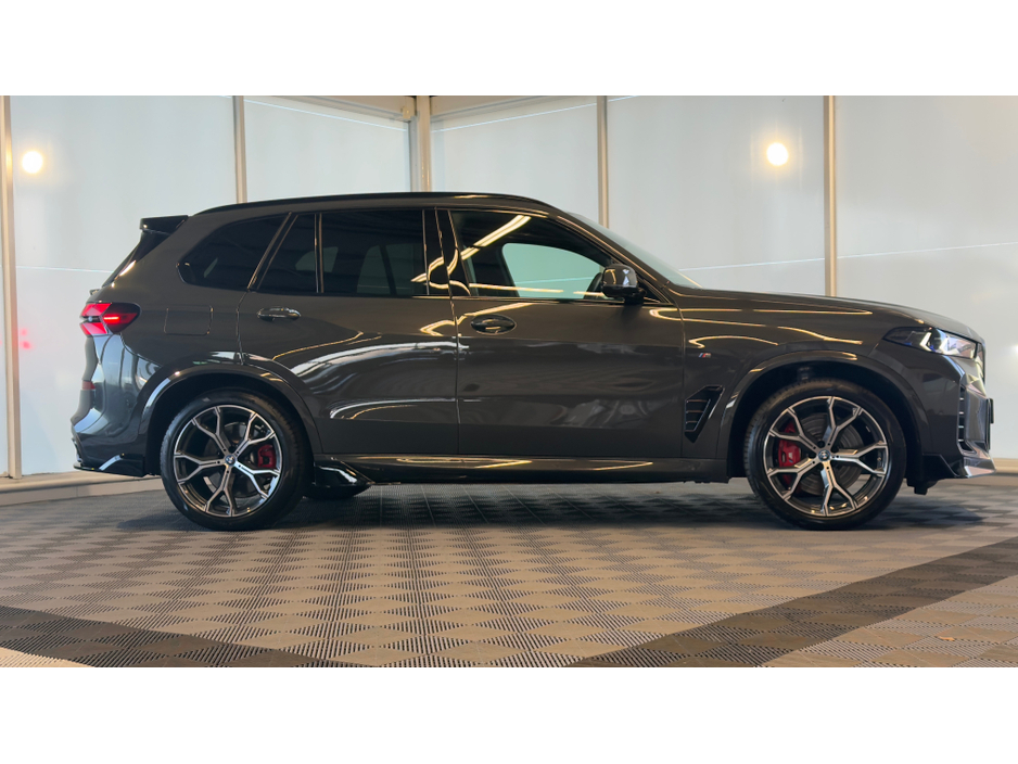 2025 BMW X5 XDRIVE50E M SPORT AUTO €96,800