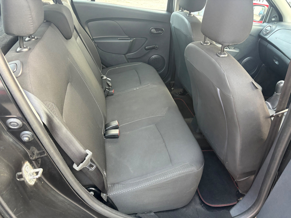 2017 Dacia Sandero 1.0 75 ALTERNATIVE €8,995
