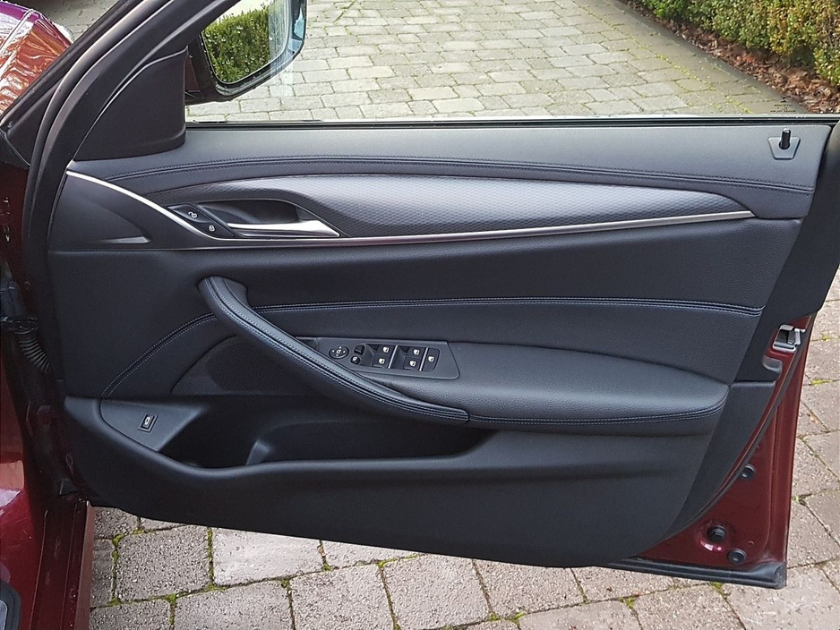 2022 BMW 5 Series 520d M Sport €51,995