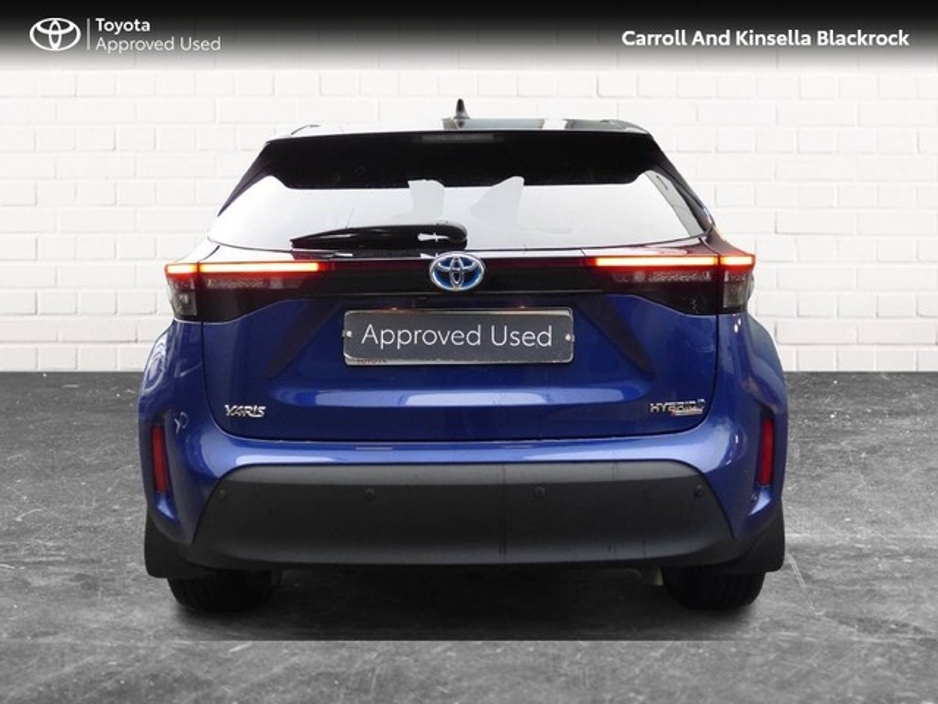 2022 Toyota Yaris Cross Hybrid Luna Sport €27,950