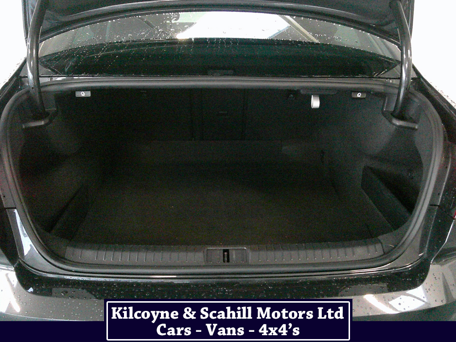 2022 Volkswagen Passat BUSINESS 2.0 TDI MANUAL 6SPEED FWD 150 4DR €27,900