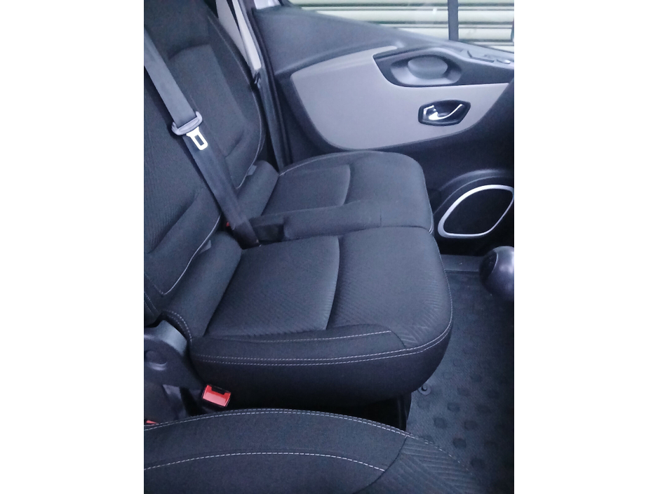 2015 Renault Trafic  €12,000