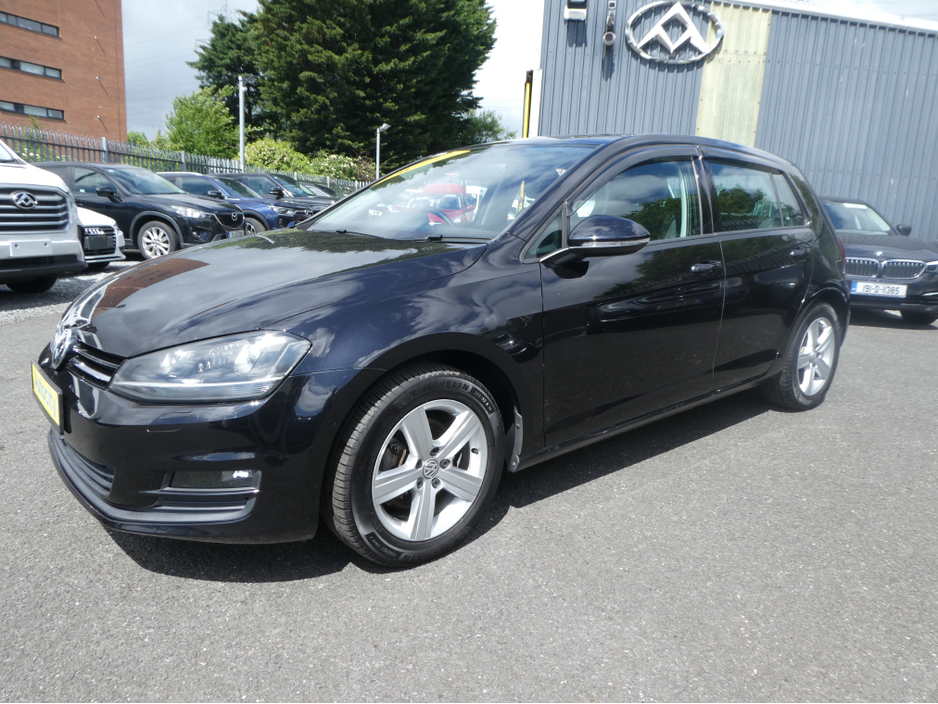2015 Volkswagen Golf TSI Bluemotion €13,950