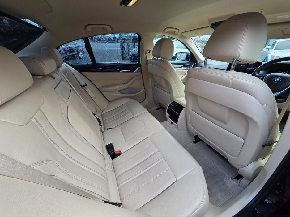 2017 BMW 5 Series ( 172 REG ) 523D LUXURY - CARPLAY NAVIGATION EDITION FULL LEATHER ELECTRIC HEATED SEATS - 360 REVERCE CAMERA - PRIVACY GLASS €24,950