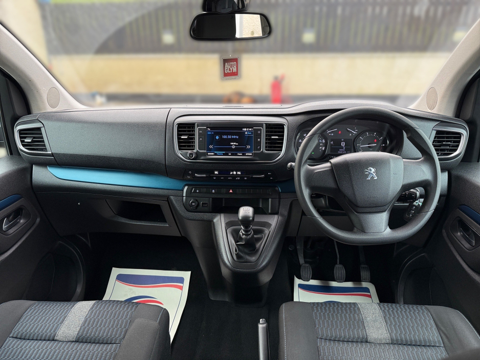 2019 Peugeot Traveller ACTIVE BLUE 1.5 HDI S/S**8 SEATER**NO VAT**ONE UK OWNER**FSH**MINT** €29,450