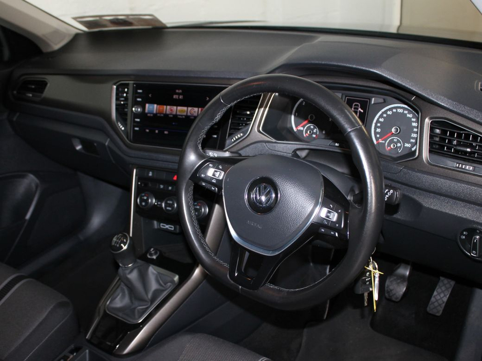 2019 Volkswagen T-Roc Design 1.6tdi M6f115hp 5DR €20,500