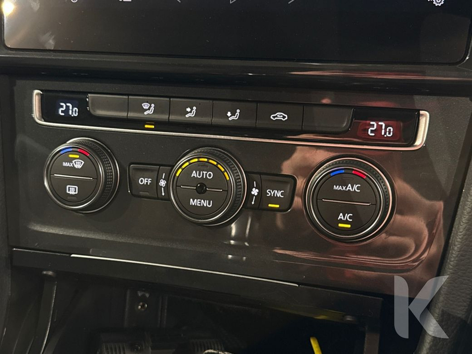 2020 Volkswagen Golf COMFORT LINE MEISTER - UPGRADED FACTORY ALLOYS - CRUISE CONTROL - REVERSE CAMERA - DIGITAL DASH €21,950