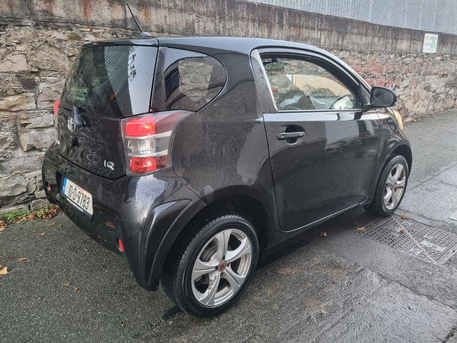 2010 Toyota iQ 1.0 VVT-I Strata 4 Seater €2,950