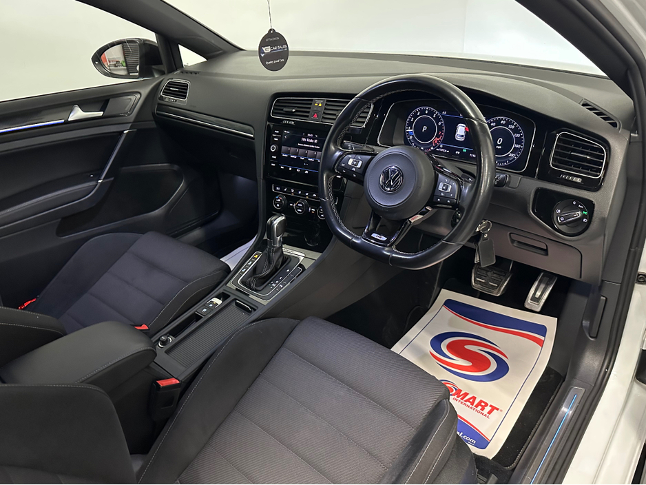 2018 Volkswagen Golf R TSI S-A DSG €34,750