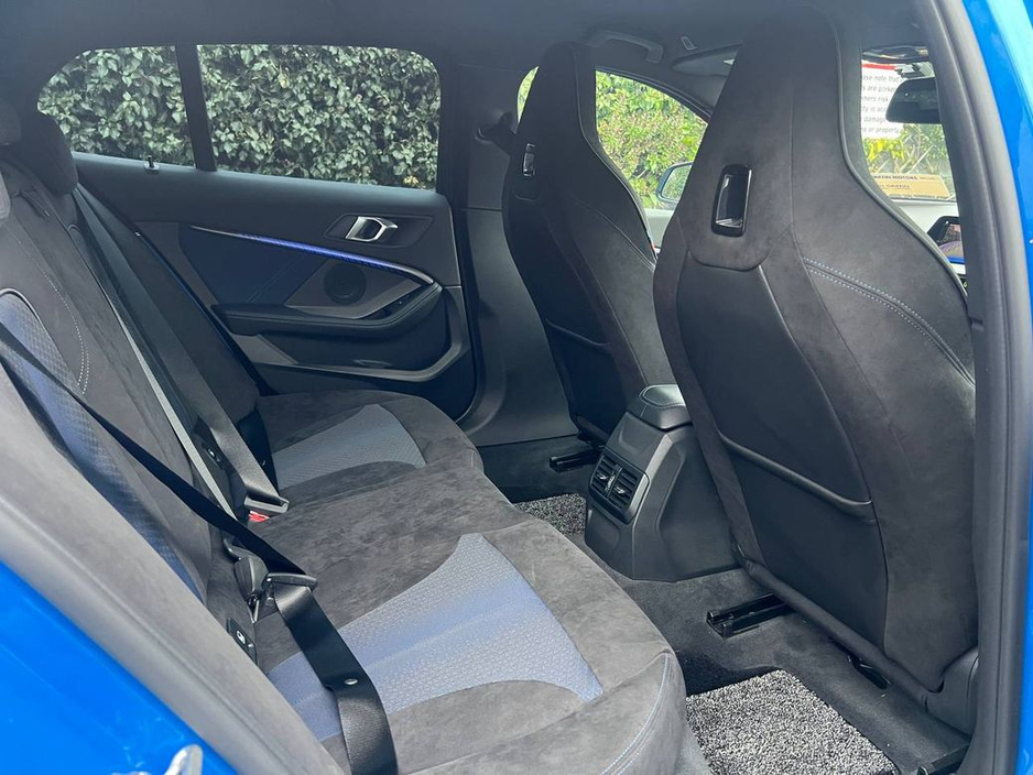 2020 BMW 1 Series 118D M-SPORT 2.0 AUTO // VERY LOW MILEAGE // SUEDE M-SPORT INTERIOR // REVERSE CAMERA // WIRELESS CHARGING BAY €27,950