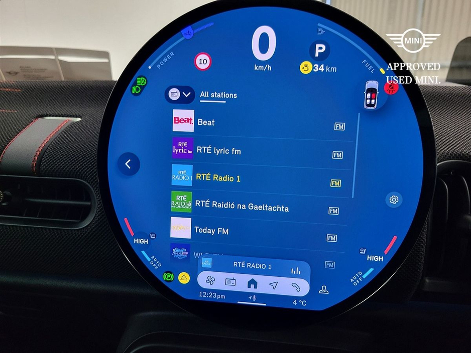 2025 MINI Hatch COOPER 3Dr Sport Auto €40,975