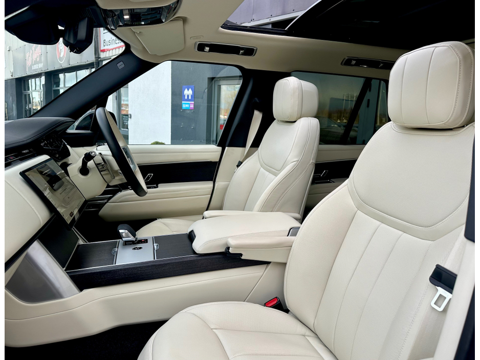 2025 Land Rover Range Rover ++SOLD++ ++V HIGH SPEC++ 3.0 P460E HSE Panoramic Sunroof