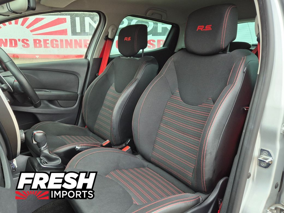 2017 Renault Clio TOP SPEC RS