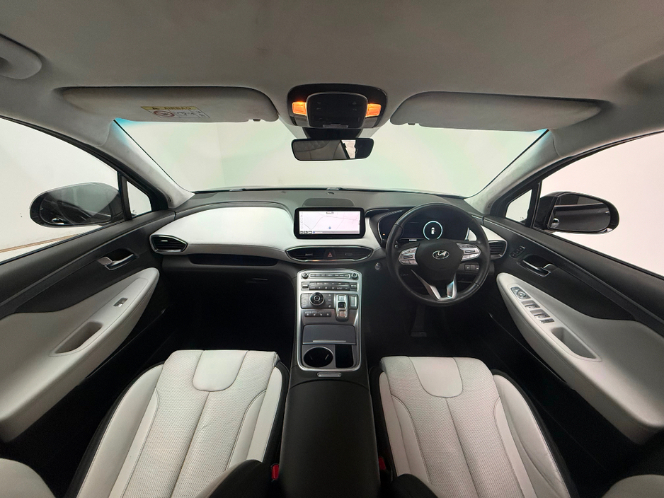 2022 Hyundai Santa Fe 1.6 PHEV *7 SEATER* €39,990