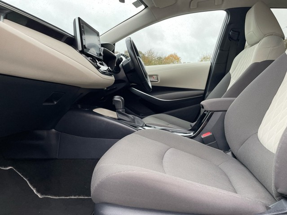 2019 Toyota Corolla *WAS €22,444 NOW €21,444* COROLLA HYB LUNA SPORT SALOON €21,444