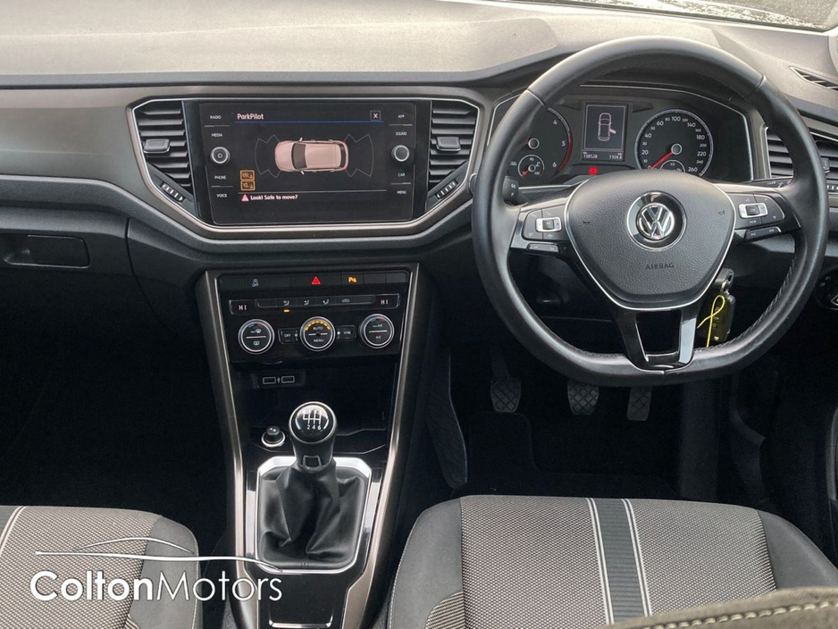 2019 Volkswagen T-Roc Design 1.6 TDi 115bhp €19,450