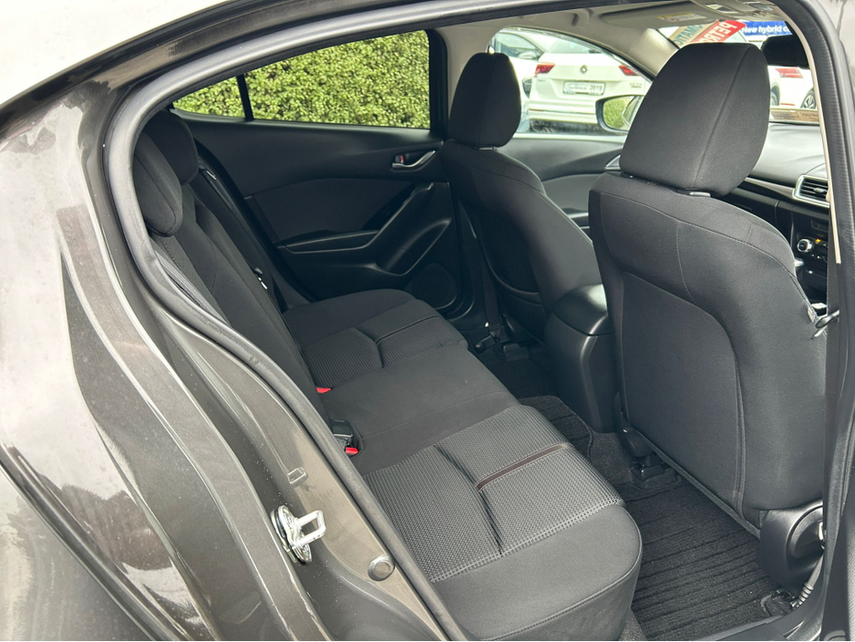 2019 Mazda Mazda3 AXELA AUTOMATIC 1.5 PETROL //ADAPTIVE CRUISE CONTROL//REVERSE CAMERA//KEYLESS ENTRY// €16,950