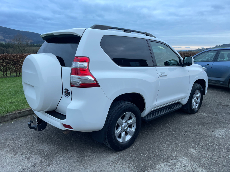 2016 Toyota Landcruiser SWB GX COMMERCIAL 2DR €32,950