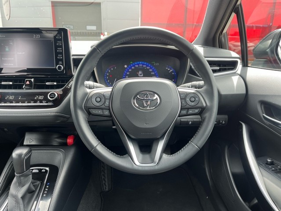 2022 Toyota Corolla COROLLA HYBRID L/SPORT HB €26,950