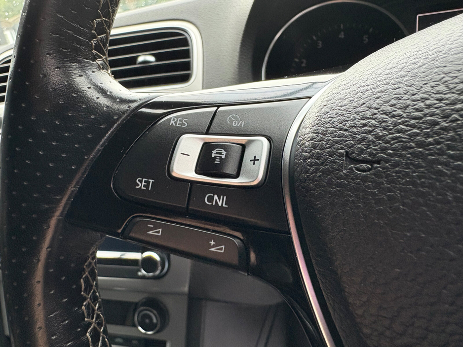 2016 Volkswagen Polo 1.2 TSI 5DR 90HP Crosspolo €12,900