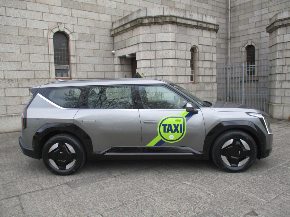 2026 Kia EV9 ESPSV  ELECTRIC TAXI GRANT OFFER !!!!! €60,500
