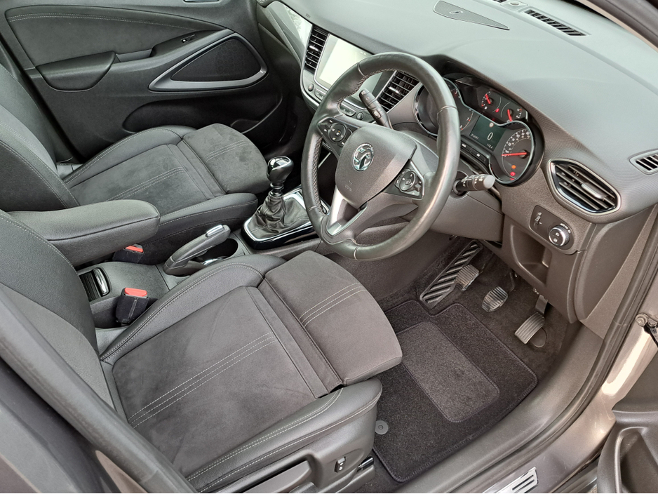 2022 Opel Crossland ULTIMATE 1.2TURBO 130BHP **LEATHER/SUEDE INTERIOR** €19,950