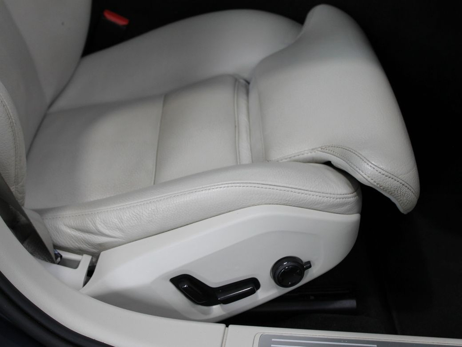 2020 Volvo V90 D4 MOM AT 5DR Auto €33,750