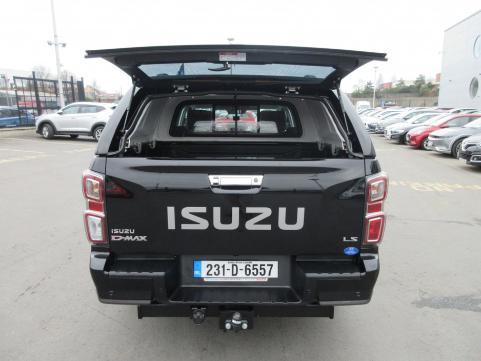 2025 Isuzu D-MAX  €57,000