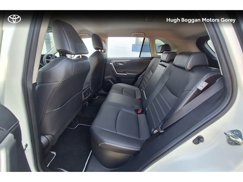 2022 Toyota Rav4 RAV4 HYBRID SOL 4DR AUTO €35,950