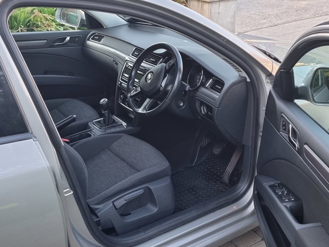 2014 Skoda Superb 1.6 TDI CR S GREENLINE III 105PS 5