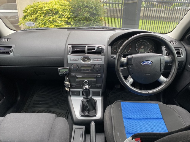 2006 Ford Mondeo PLATINUM 1.8 4DR €400