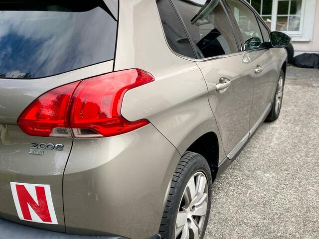 2015 Peugeot 2008 ALLURE 1.6 HDI 92 ECOMATIC ECOMATIQUE 4 €7,950