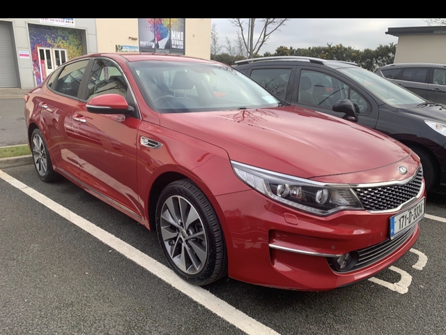 2017 Kia Optima PLATINUM 4DR €18,500
