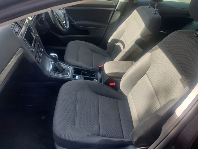 2013 Volkswagen Golf SE BLUEMOTION TECHNOLOGY TDI SA €8,300