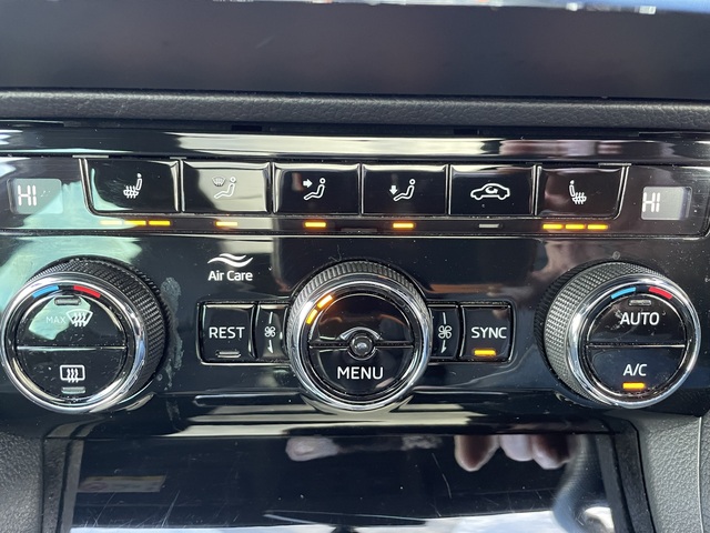 2019 Skoda Superb C SPORT 2.0 TDI 150HP DSG 4DR AUTO €33,950