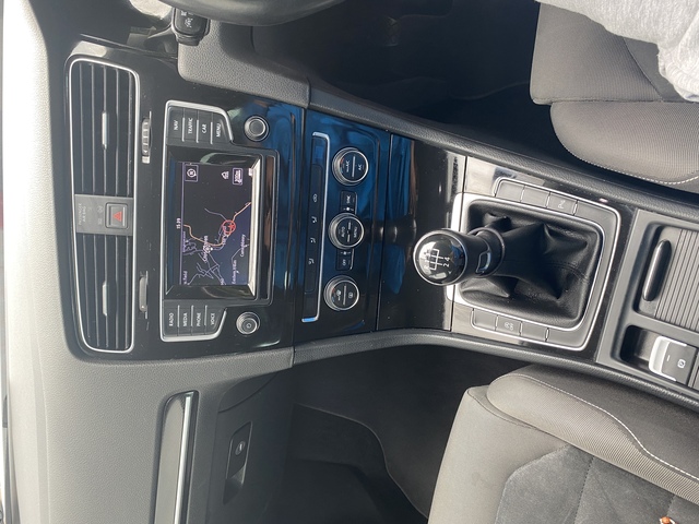 2015 Volkswagen Golf HIGHLINE 1.6 TDI MANUAL 6SPEED FWD 110HP 5DR €13,950