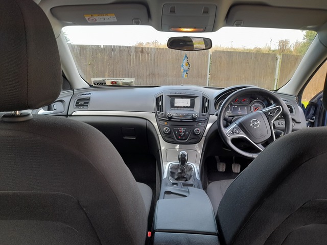 2016 Opel Insignia S 1.6 CDTI 136PS 5DR €7,000