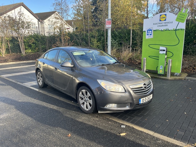 2010 Opel Insignia S 2.0 CDTI 130PS ECO 5DR €3,800