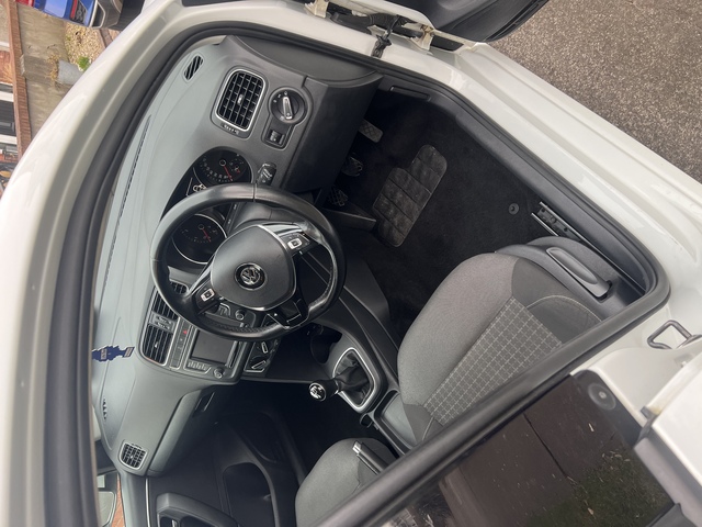 2015 Volkswagen Polo 1.4 SE 75 PS 5DR €10,600