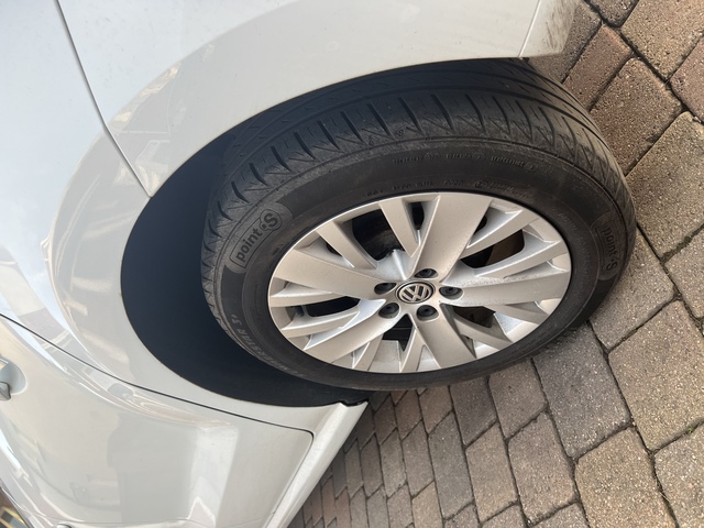 2015 Volkswagen Polo 1.4 SE 75 PS 5DR €10,600