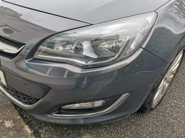 2013 Vauxhall Astra 1.7 CDTI ECOFLEX SE S/S 130PS 5DR €5,500