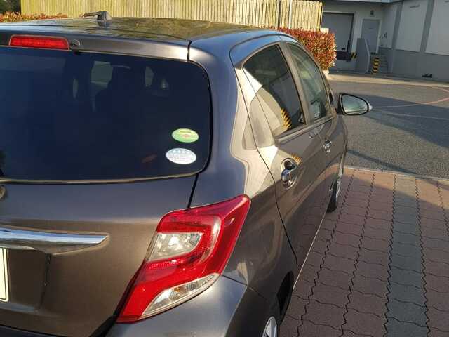 2014 Toyota Vitz DBA-NSP130 CVT 5DR AUTO €8,600