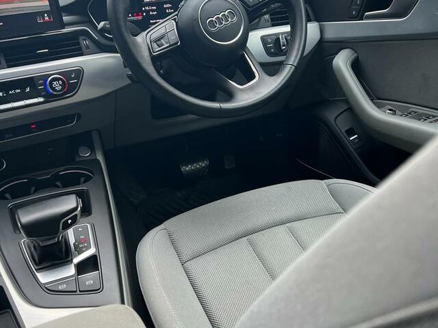 2022 Audi A4 TECHNIK 30 TDI MHEV S-A €24,995