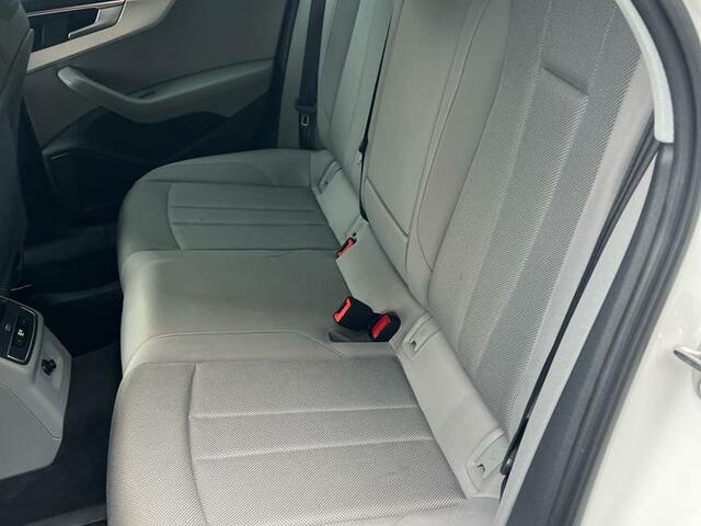 2022 Audi A4 TECHNIK 30 TDI MHEV S-A €24,995