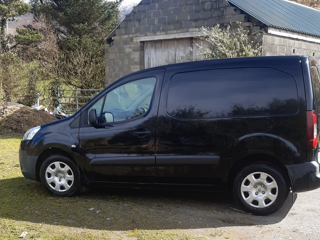 2015 Peugeot Partner ACCESS 1.6 HDI 75 BLUE BLUETOOTH 4DR €7,000